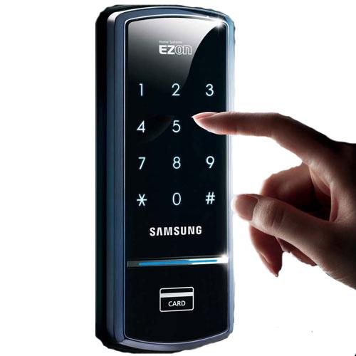 Khắc phục những hạn chế của khóa cơ với khóa vân tay Samsung SHS -1321.